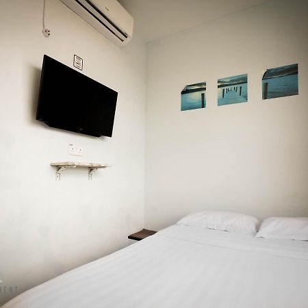 Welcome Inn By Evernent @ Pelita Commercial, Miri Exteriör bild