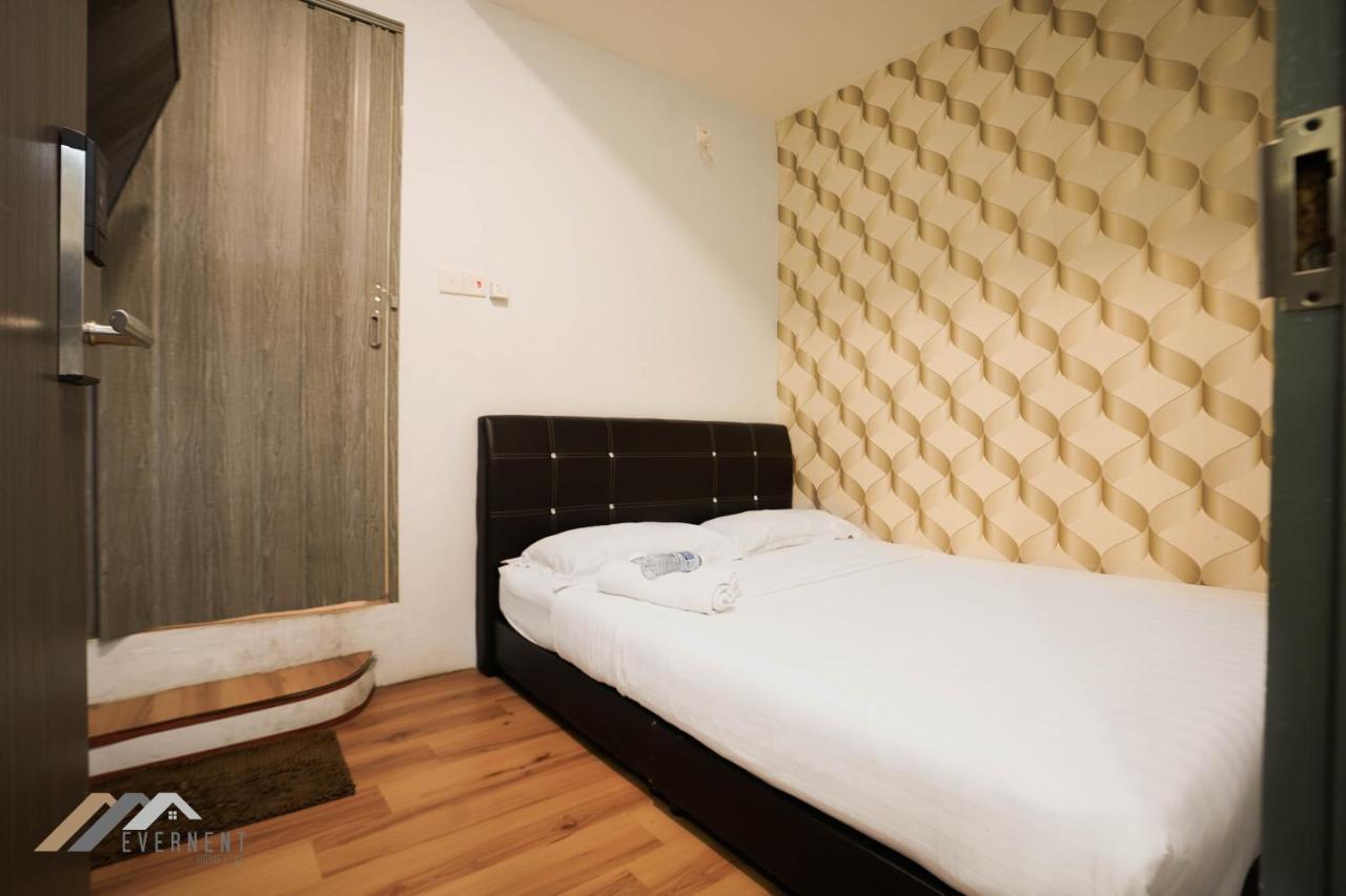 Welcome Inn By Evernent @ Pelita Commercial, Miri Exteriör bild